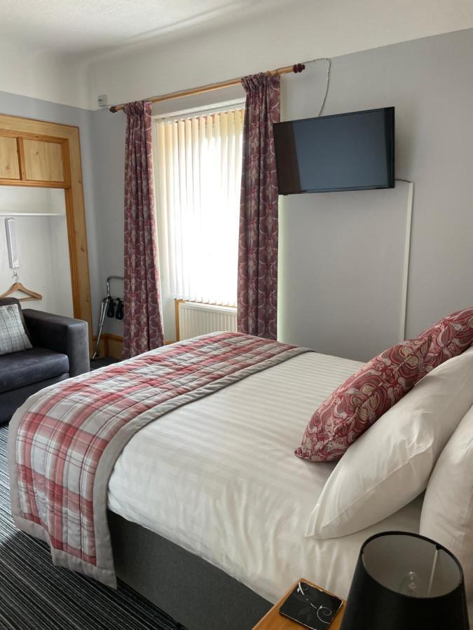 Double Room Private Bathroom