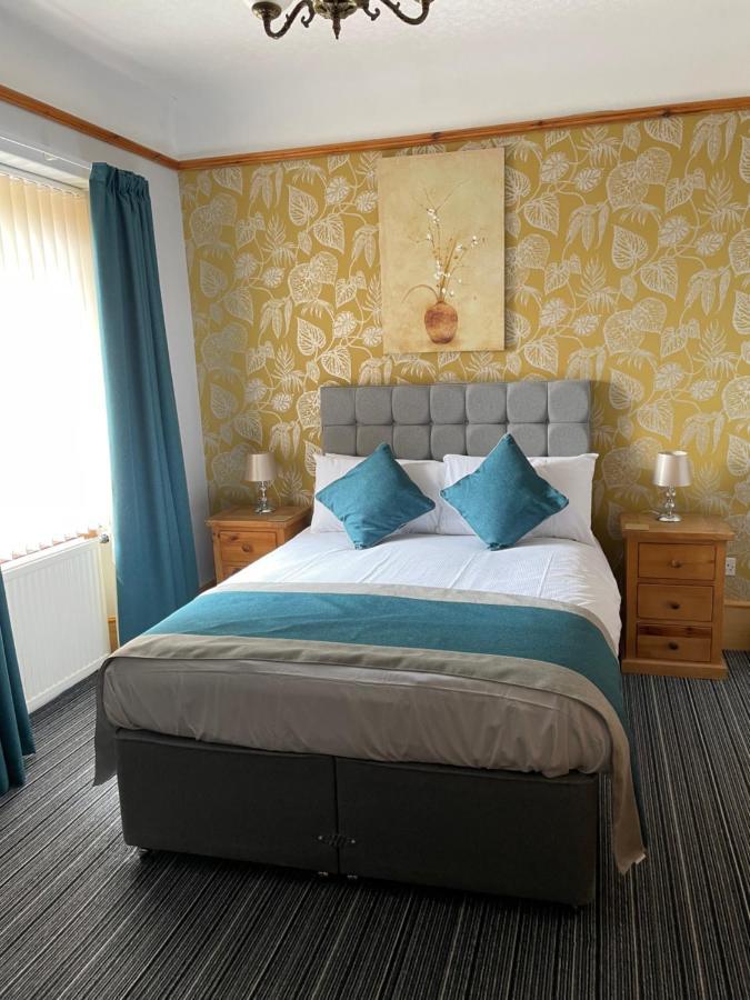 Double Room Private Bathroom